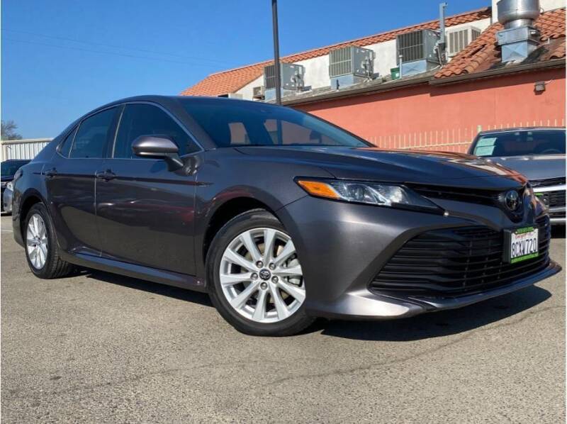 2018 Toyota Camry for sale at MADERA CAR CONNECTION in Madera CA