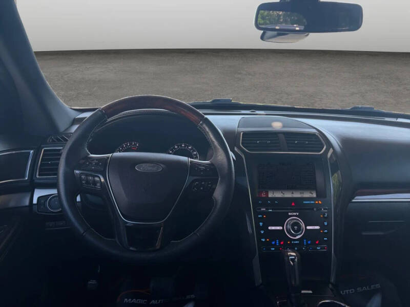 2018 Ford Explorer Platinum