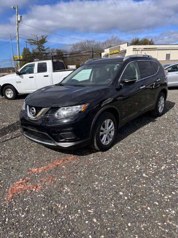 2015 Nissan Rogue SV photo 2