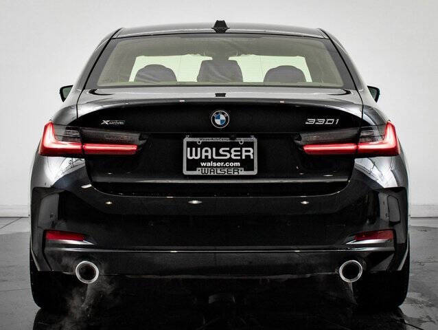 2025 BMW 3 Series 330i xDrive