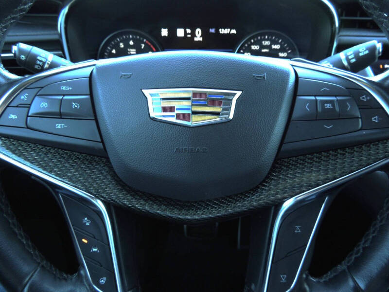 2020 Cadillac XT5 Sport