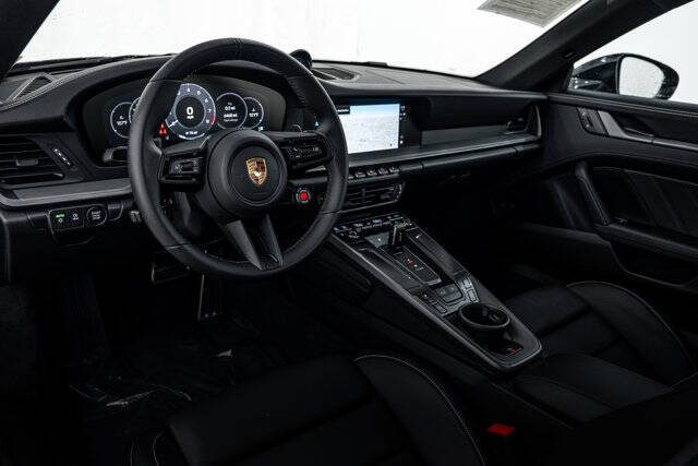 2025 Porsche 911 Carrera S