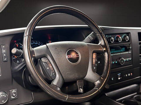2022 GMC Savana 2500