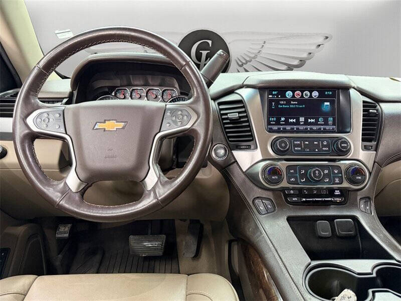 2019 Chevrolet Suburban LT