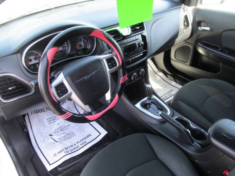 2011 Chrysler 200 Touring