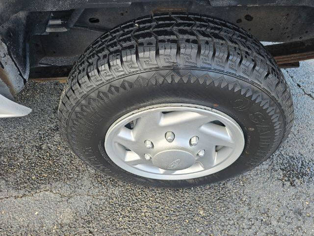 2011 Ford E-Series E-350 SD XLT