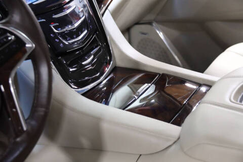 2015 Cadillac Escalade Luxury