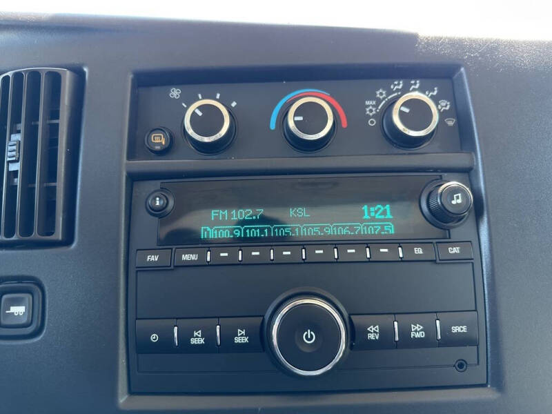 2022 GMC Savana 3500