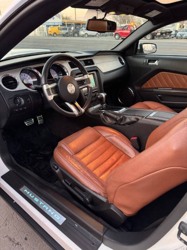 2012 Ford Mustang GT Premium