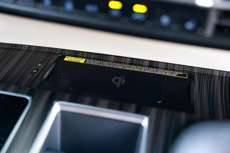 2021 Toyota Sienna Platinum 7-Passenger