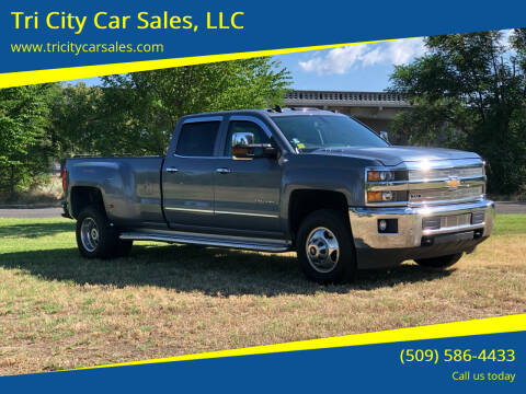 2015 Chevrolet Silverado 3500HD for sale at Tri City Car Sales, LLC in Kennewick WA