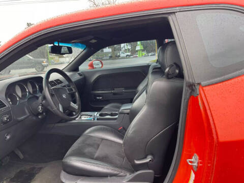 2008 Dodge Challenger SRT8