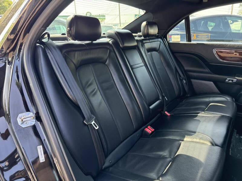 2019 Lincoln Continental Select