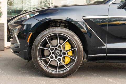 2021 Aston Martin DBX