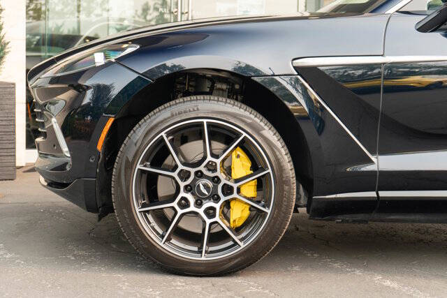 2021 Aston Martin DBX