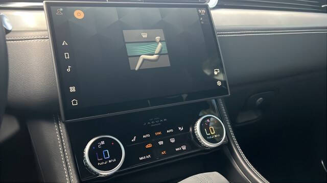 2025 Jaguar F-PACE P250 R-Dynamic S