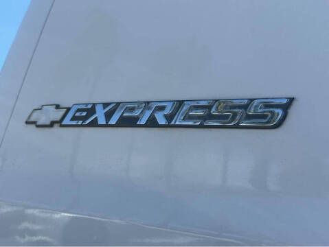 2018 Chevrolet Express 2500