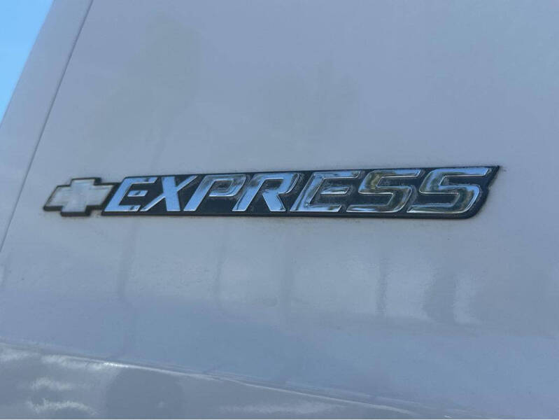 2018 Chevrolet Express 2500