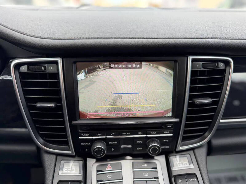 2011 Porsche Panamera
