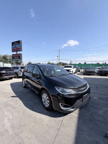 2019 Chrysler Pacifica Touring L