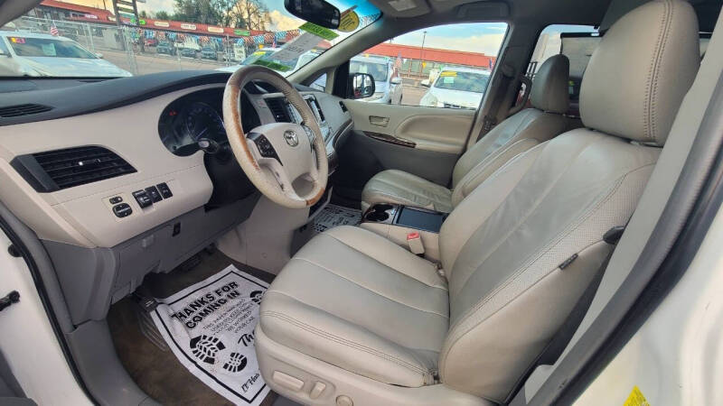 2011 Toyota Sienna XLE 7-Passenger