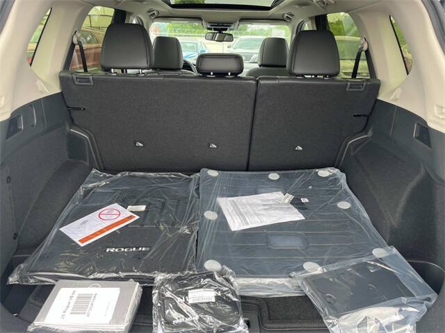 2025 Nissan Rogue Platinum