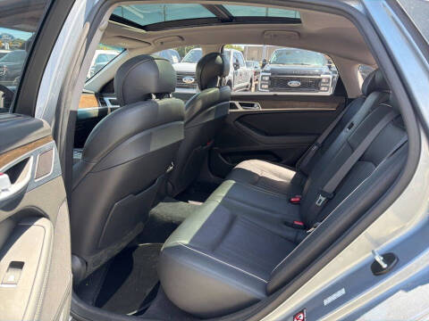 2017 Genesis G80