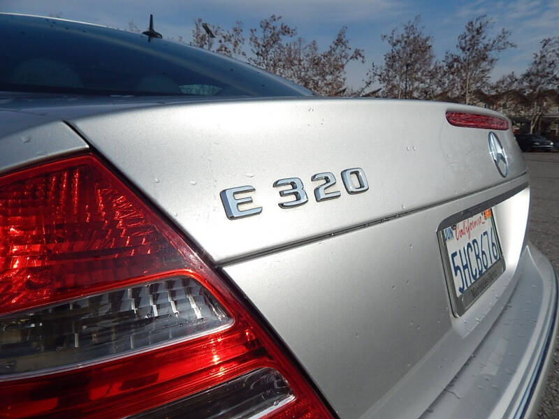 2004 Mercedes-Benz E-Class E 320