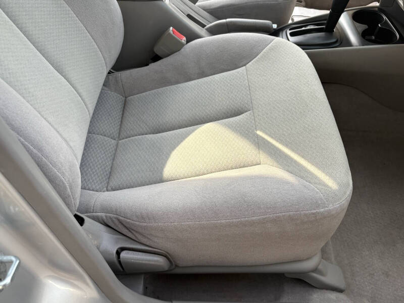 2003 Mazda Protege DX