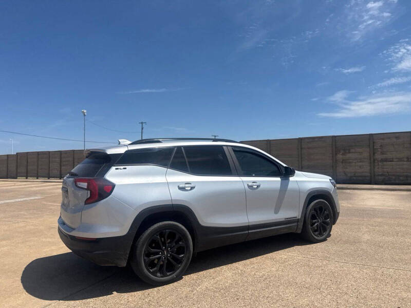 2022 GMC Terrain SLE