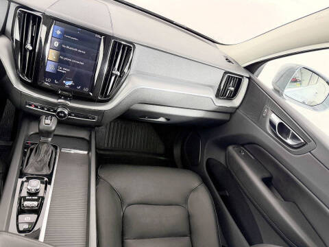 2019 Volvo XC60 T5 Momentum