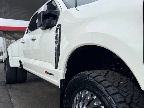 2023 Ford F-350 Super Duty King Ranch