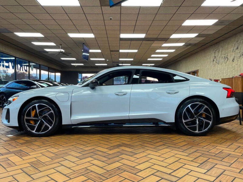 2024 Audi RS e-tron GT quattro