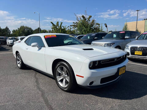 2018 Dodge Challenger SXT Plus