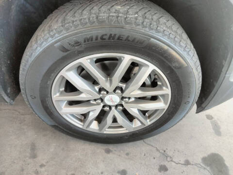 2017 GMC Acadia SLE-2