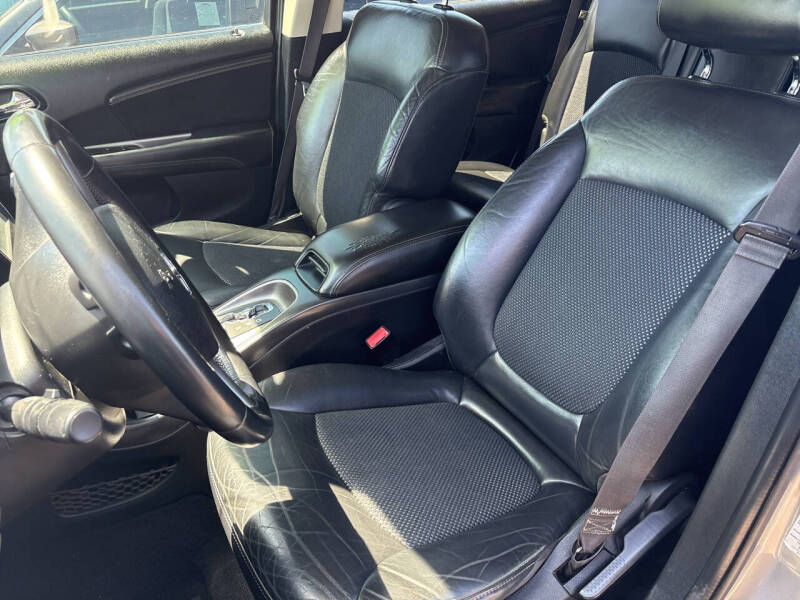 2017 Dodge Journey Crossroad
