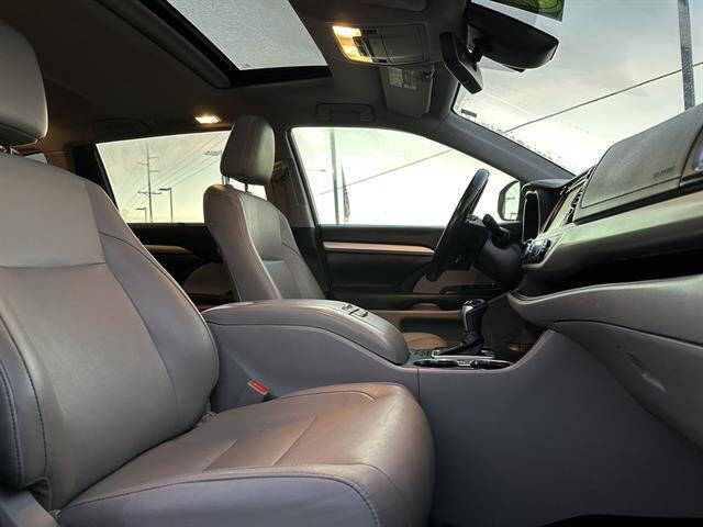 2017 Toyota Highlander Hybrid XLE