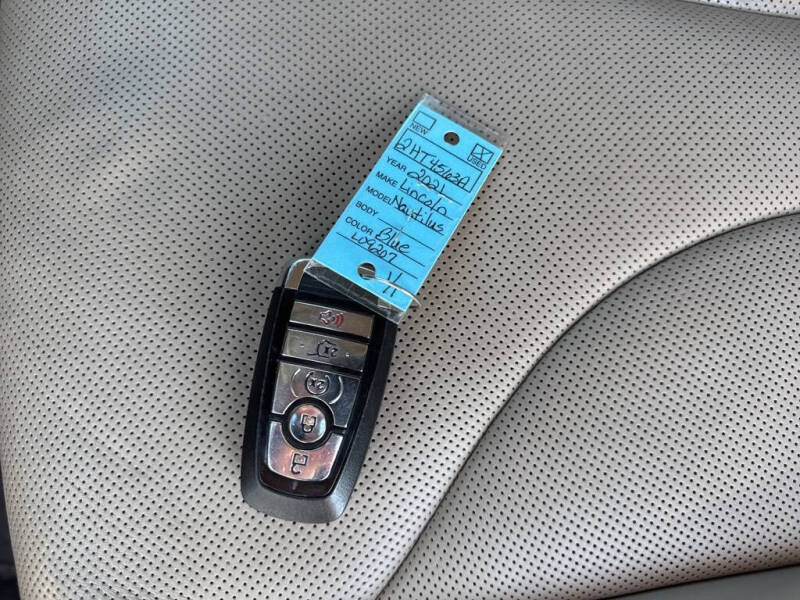 2021 Lincoln Nautilus Reserve