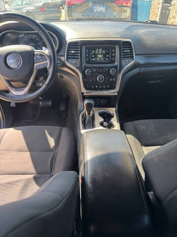 2017 Jeep Grand Cherokee Laredo E