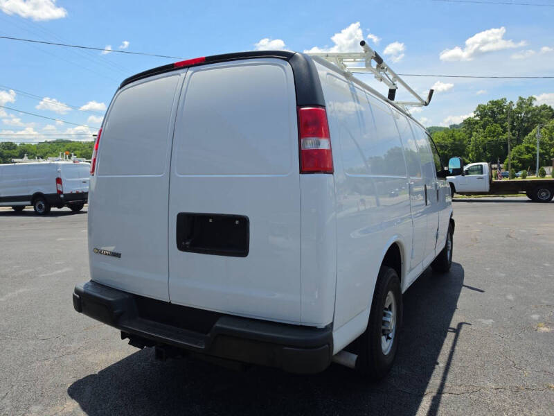 2022 Chevrolet Express 2500