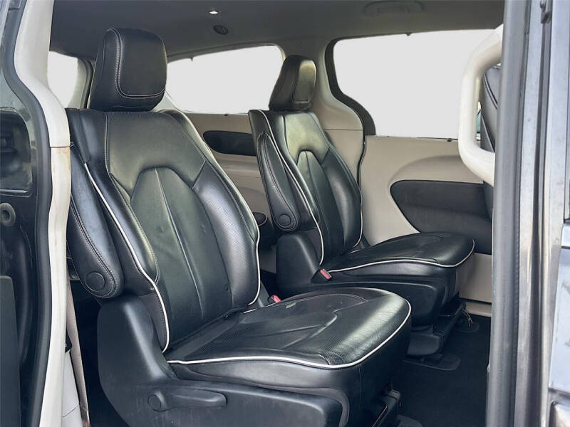 2021 Chrysler Pacifica Hybrid Limited