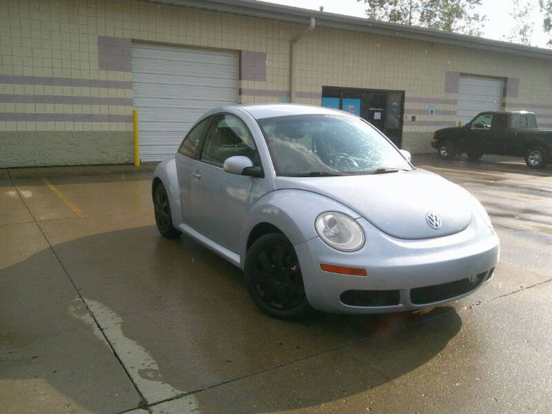 2010 Volkswagen New Beetle Base PZEV