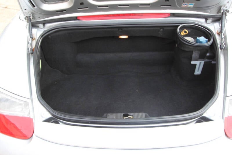 2004 Porsche Boxster Base photo 35