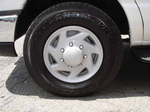 2008 Ford E-Series E-350 SD XLT
