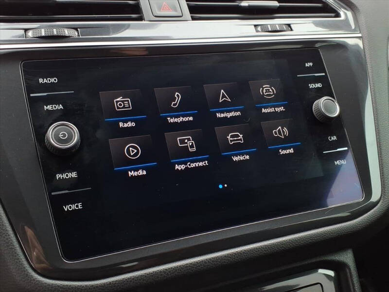 2022 Volkswagen Tiguan SE