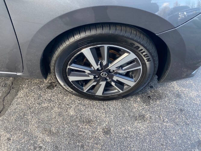 2021 Nissan Versa SV