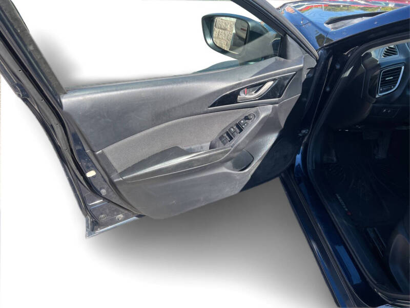 2016 Mazda MAZDA3 i Sport