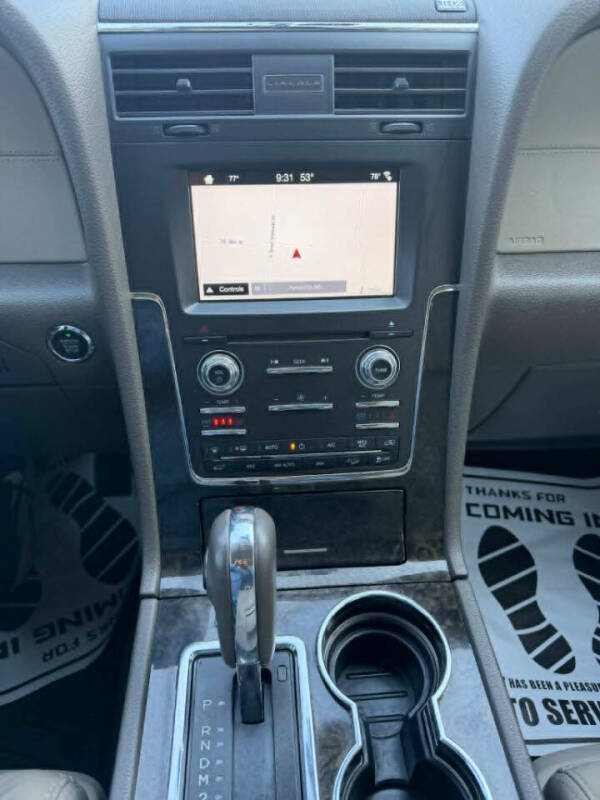 2016 Lincoln Navigator L Select
