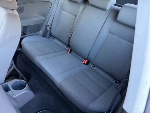 2009 Volkswagen Rabbit S