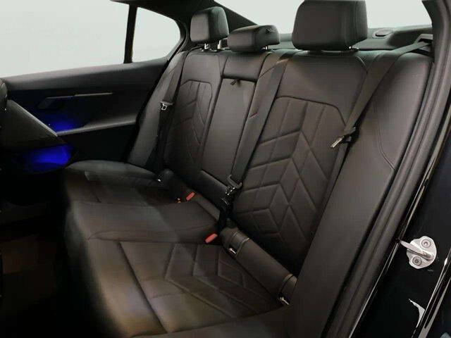 2025 BMW i5 eDrive40